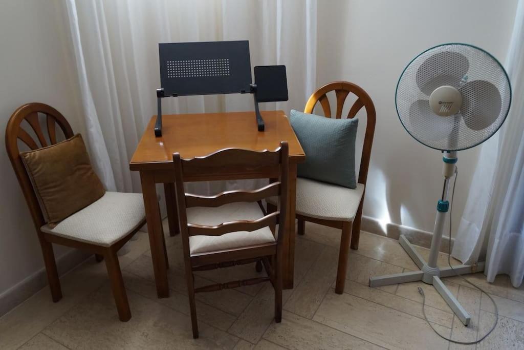 Apartment With A Garden, Bbq, Swimming Pool And Jacuzzi Dhrafi Екстер'єр фото