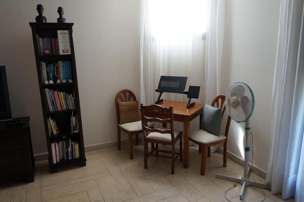 Apartment With A Garden, Bbq, Swimming Pool And Jacuzzi Dhrafi Екстер'єр фото