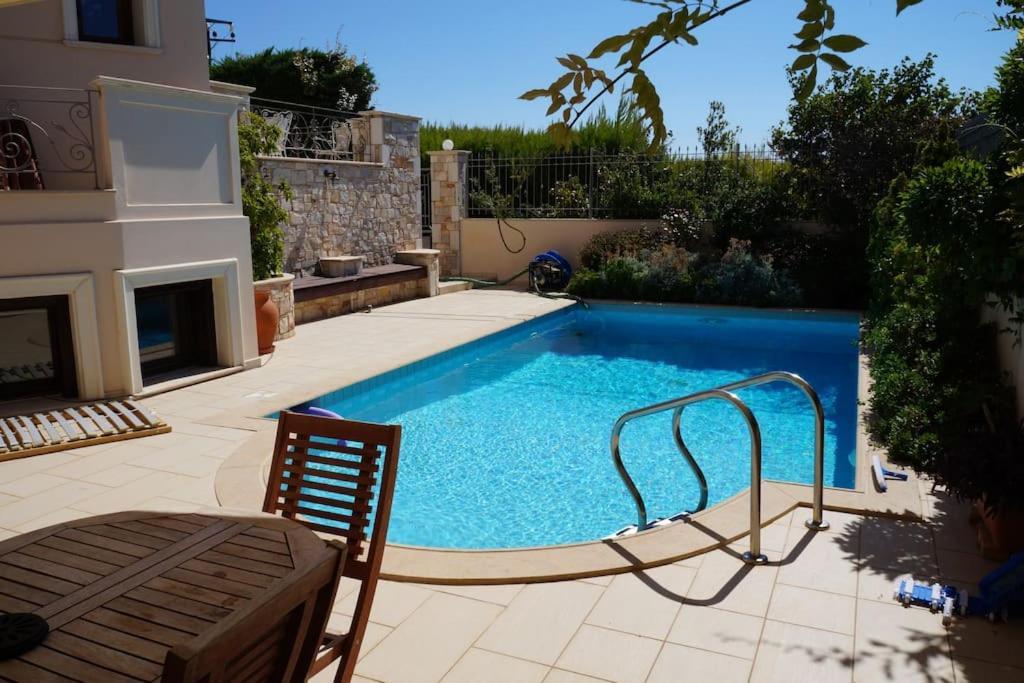 Apartment With A Garden, Bbq, Swimming Pool And Jacuzzi Dhrafi Екстер'єр фото