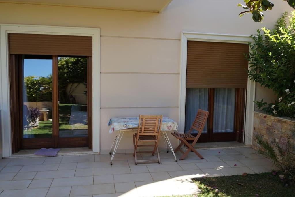 Apartment With A Garden, Bbq, Swimming Pool And Jacuzzi Dhrafi Екстер'єр фото